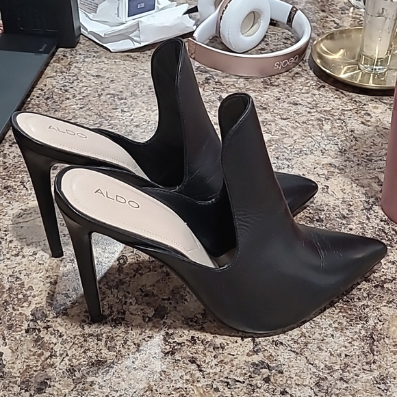 NWOT Aldo heels - Picture 2 of 5